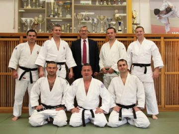 Trenéři 1. JC Baník Ostrava podporují Ostravské fórum a Petra Kajnara