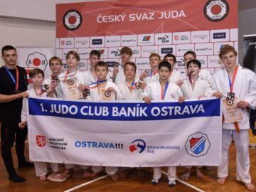 Na přeboru České republiky družstev U15 se prosadili na medailová umístění chlapci i děvčata!